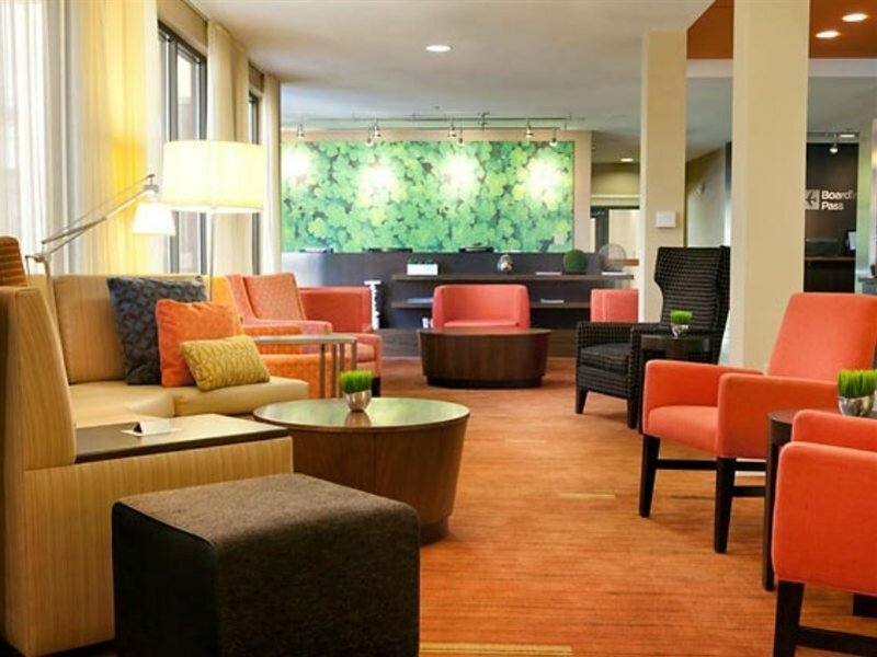 Фото Courtyard by Marriott Albuquerque Airport