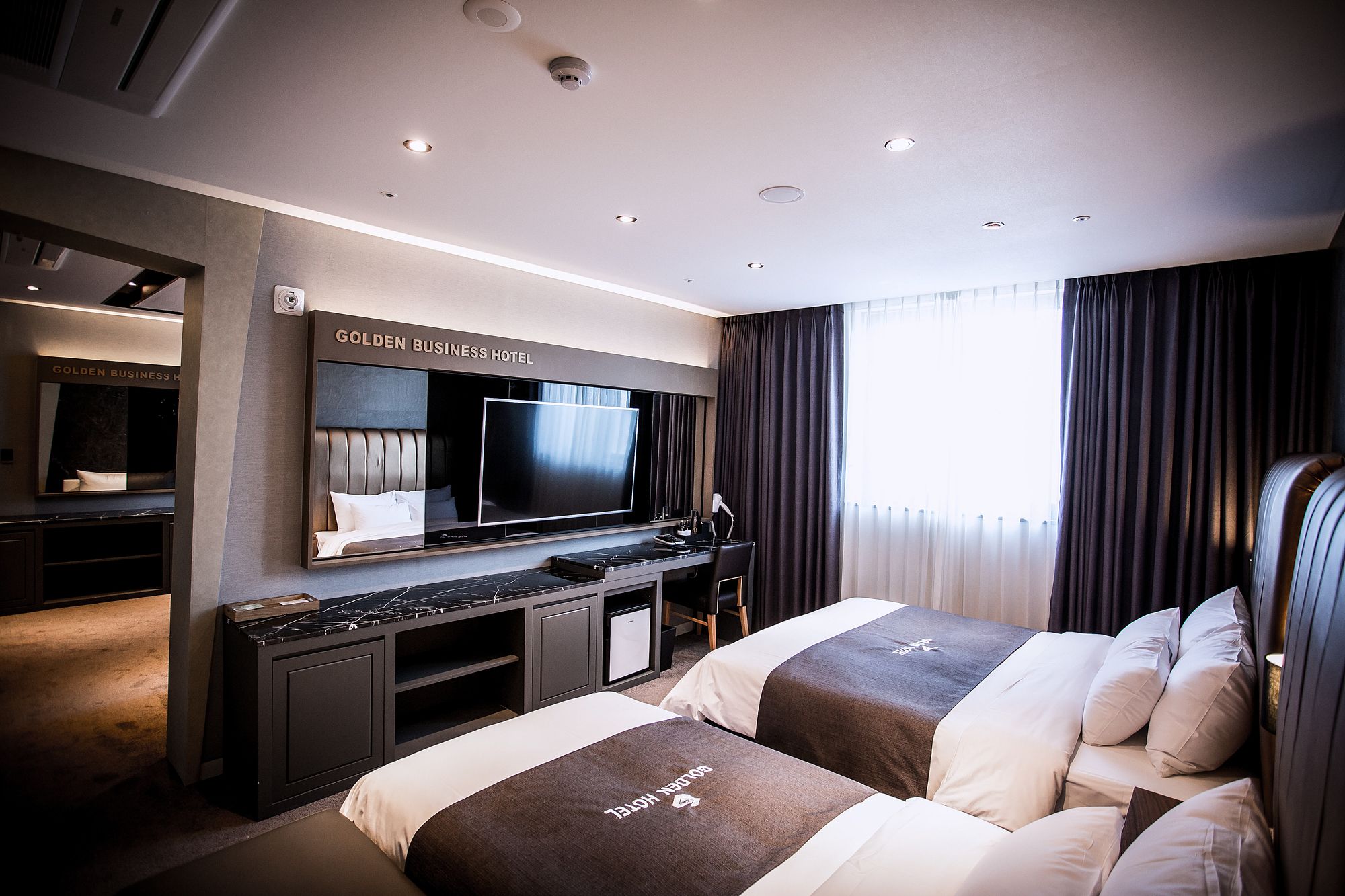 Фото Golden Business Hotel