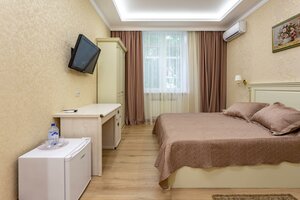 Palermo (Chistova Street, 19), hotel