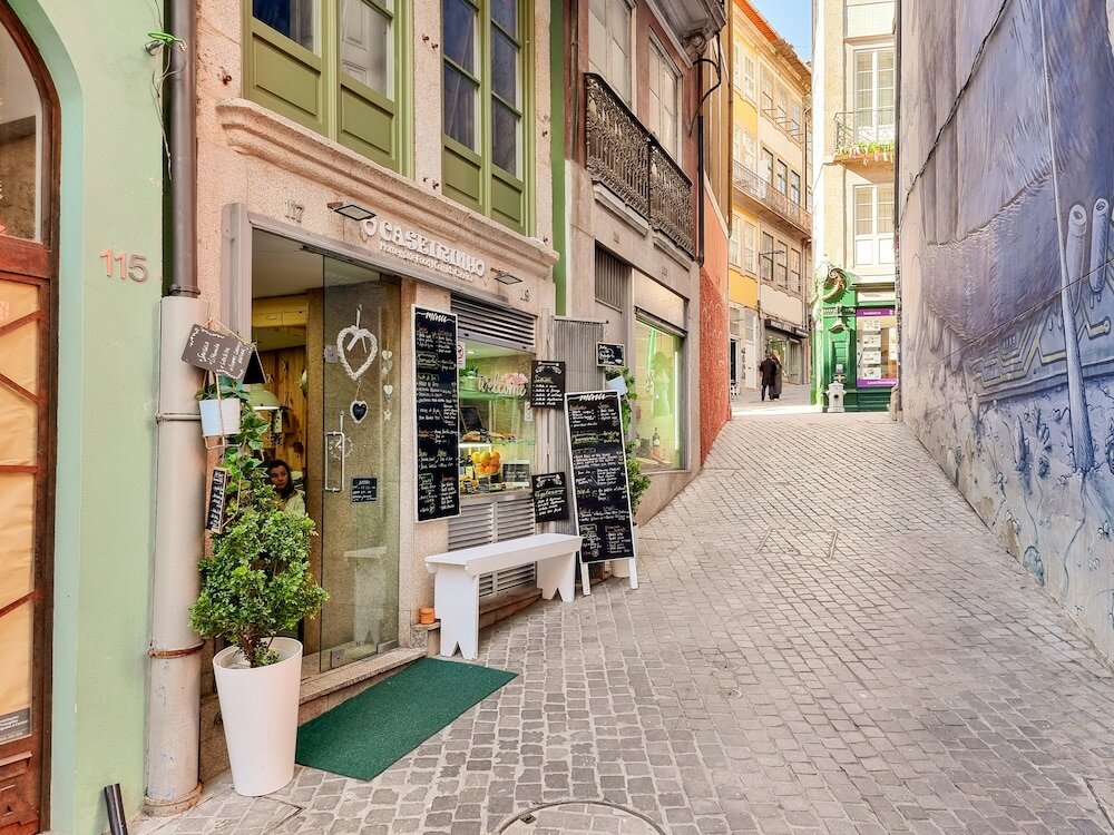 Фото Inspiring City Center Apartment