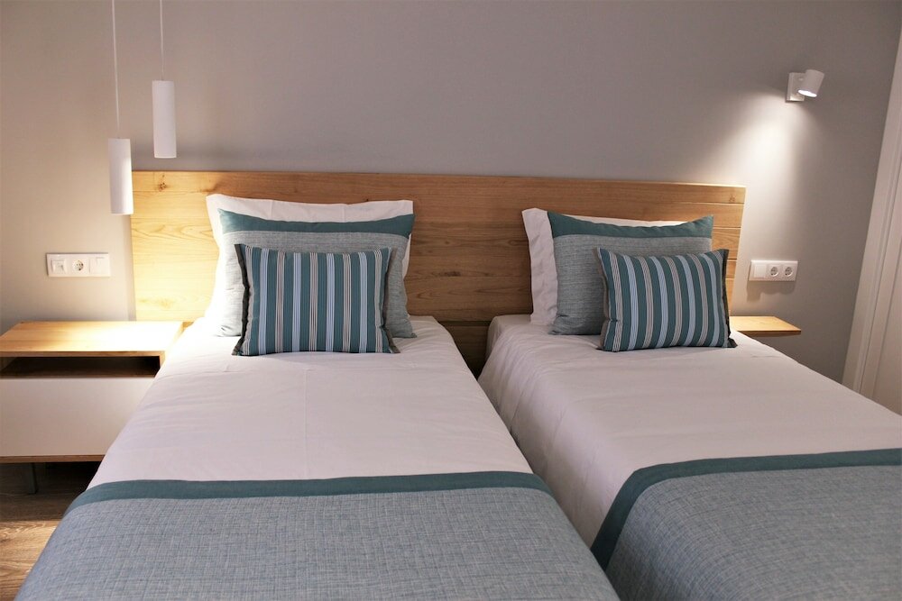 Фото Cardeal Suites & Apartments