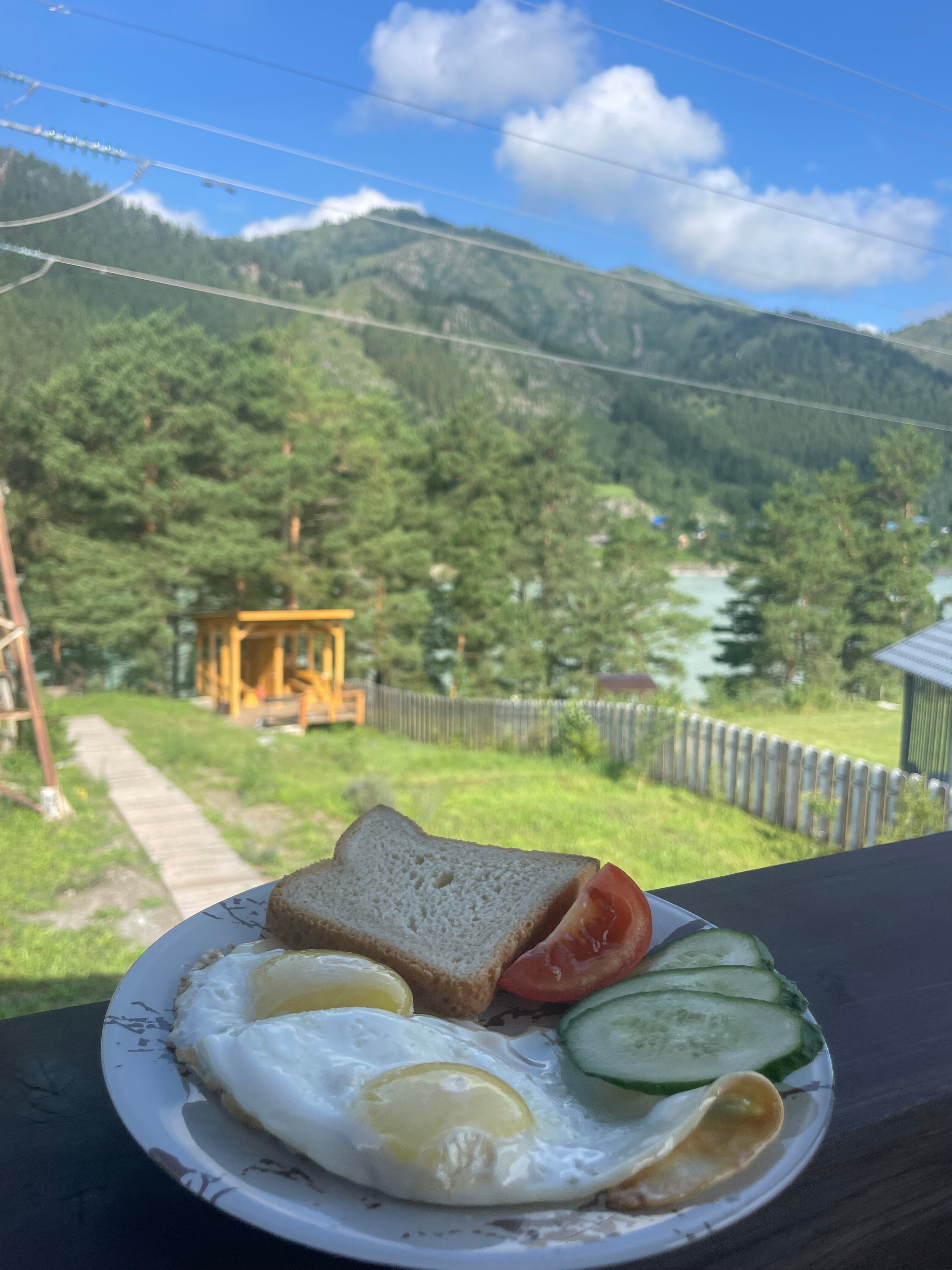 Фото Дом у реки