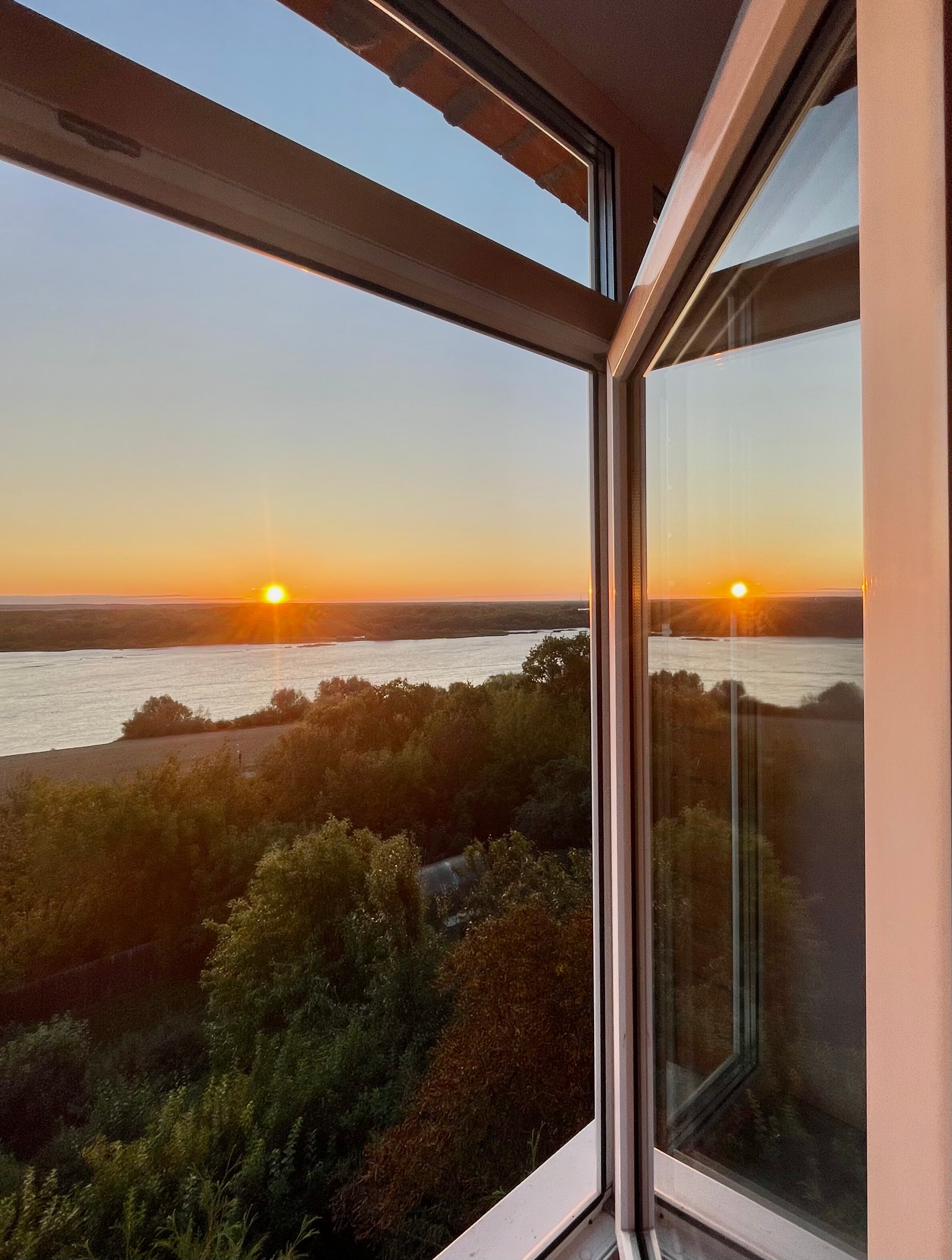 Фото Дом над рекой