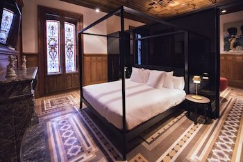 Фото Palacio Salvetti Suites