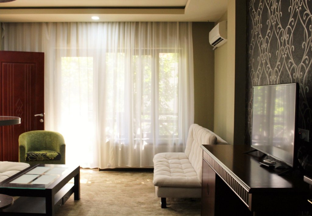 Фото Borjomi Palace