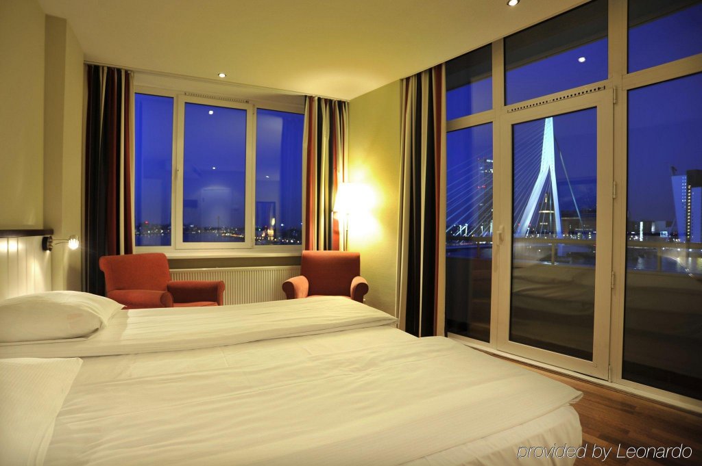 Фото Thon Hotel Rotterdam