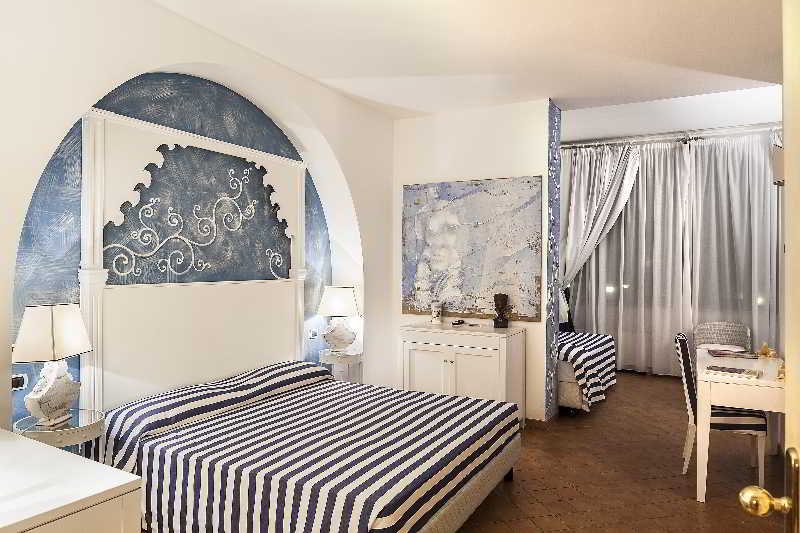 Фото Garden Hotel