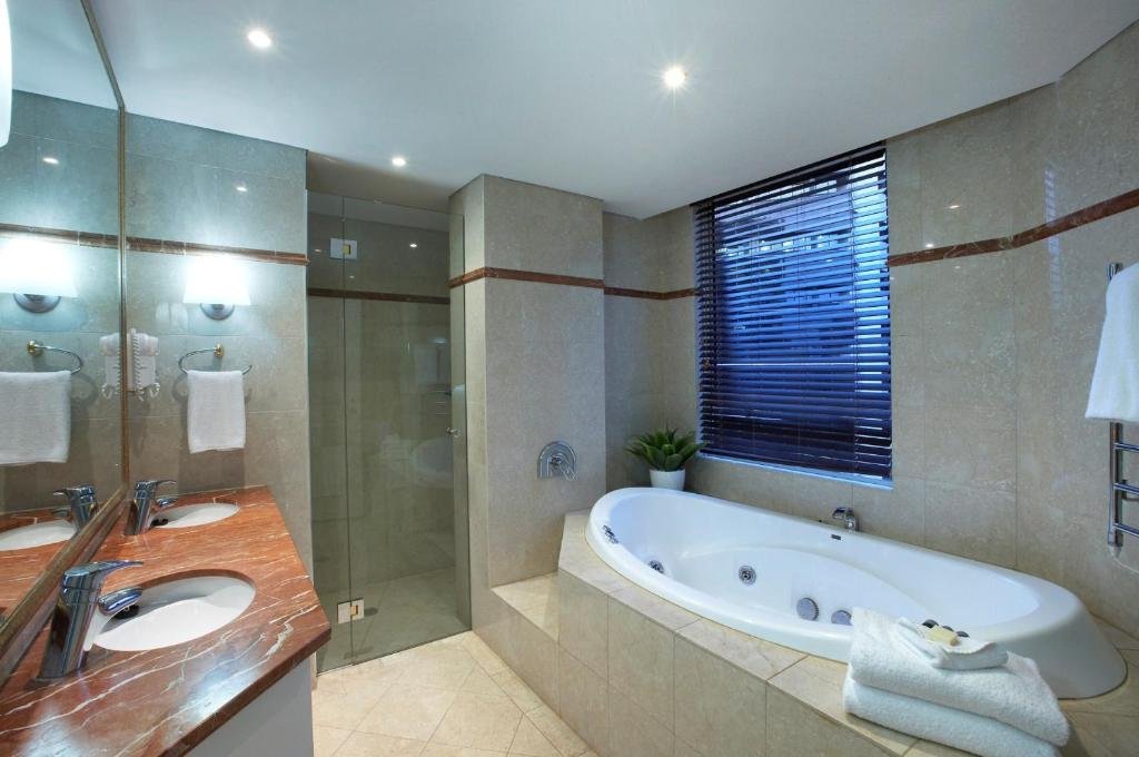 Фото Mantra 2 Bond Street Sydney