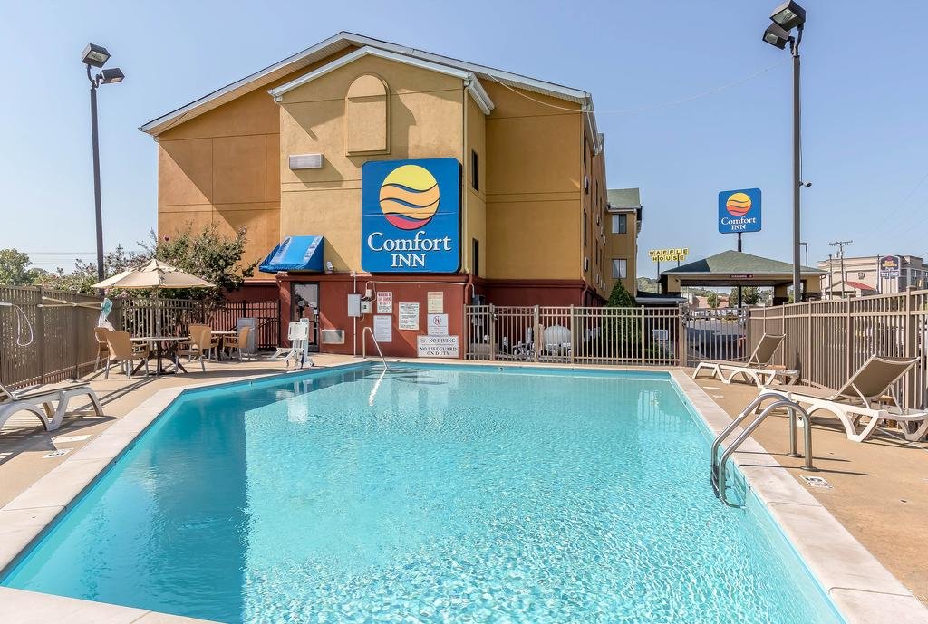 Фото Comfort Inn Nashville West