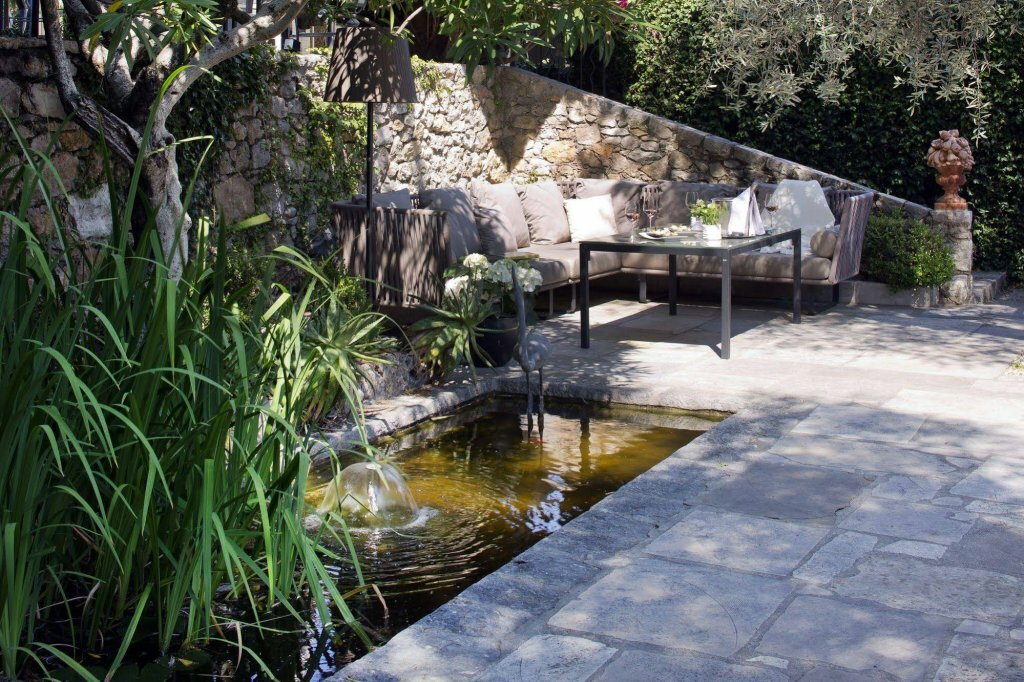 Фото La Bastide Saint Antoine