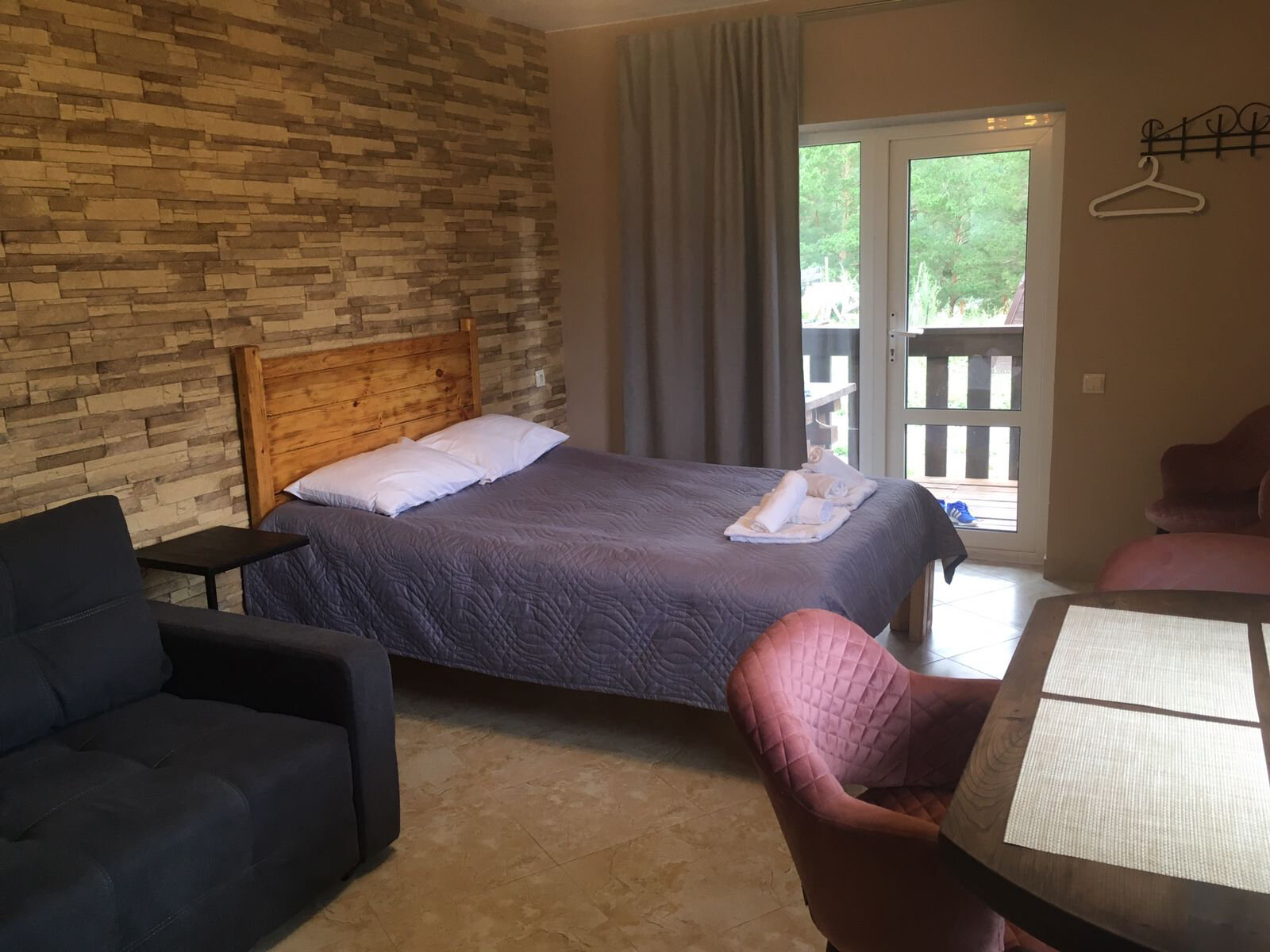 Фото Дом у реки