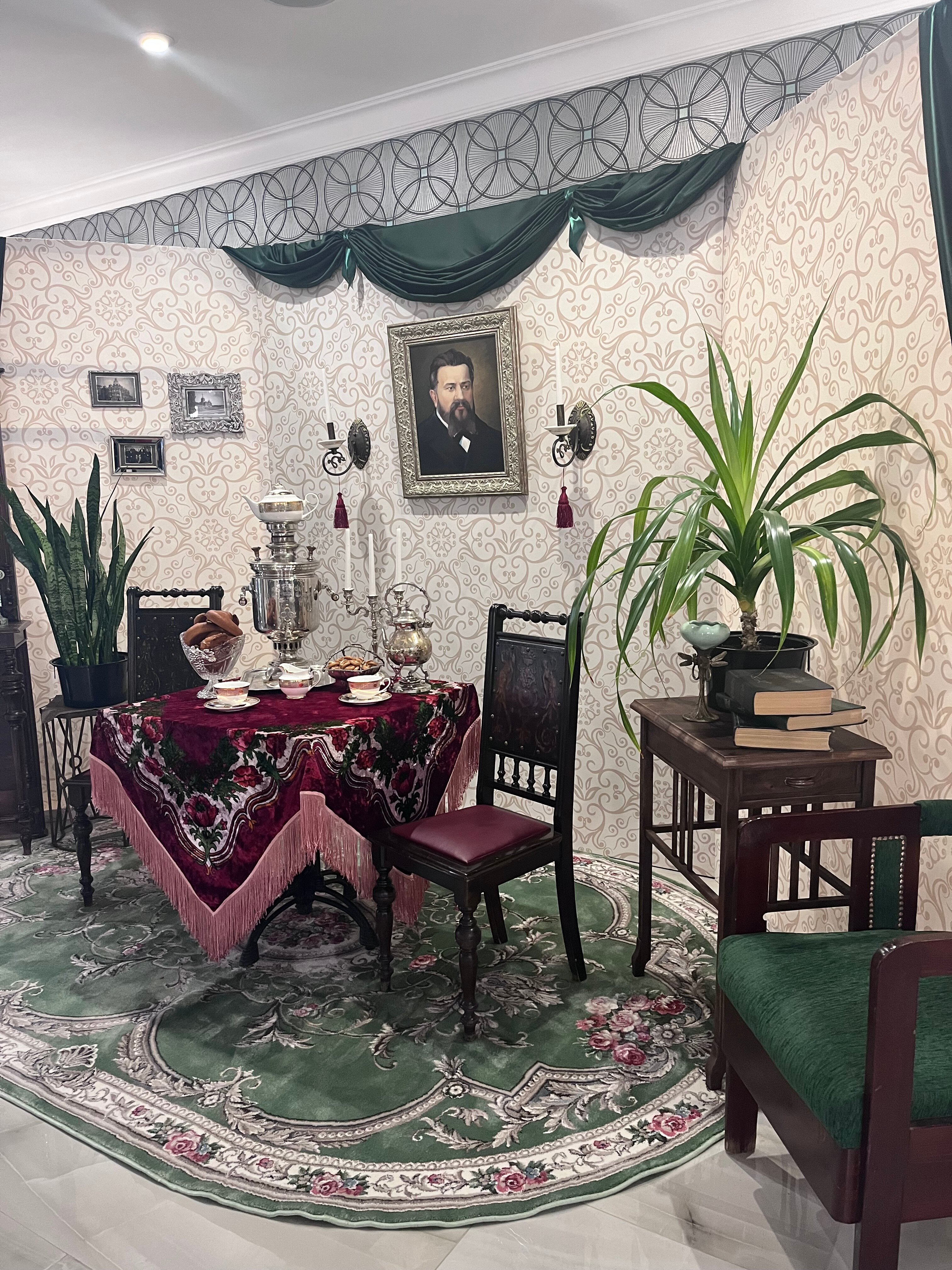 Фото Кухтерин