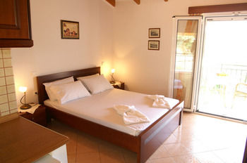 Фото Antique The Hotel