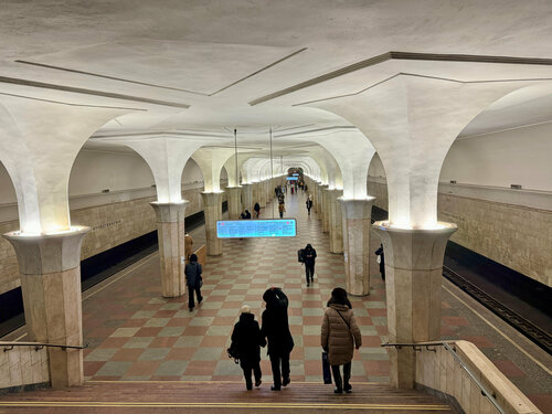 Kropotkinskaya (Moscow, Volkhonka Street), metro station