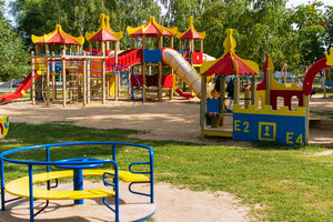 Парк аттракционов (Saratov Region, Marks, Gorodskoy park kultury i otdykha) ، مدينة الملاهي