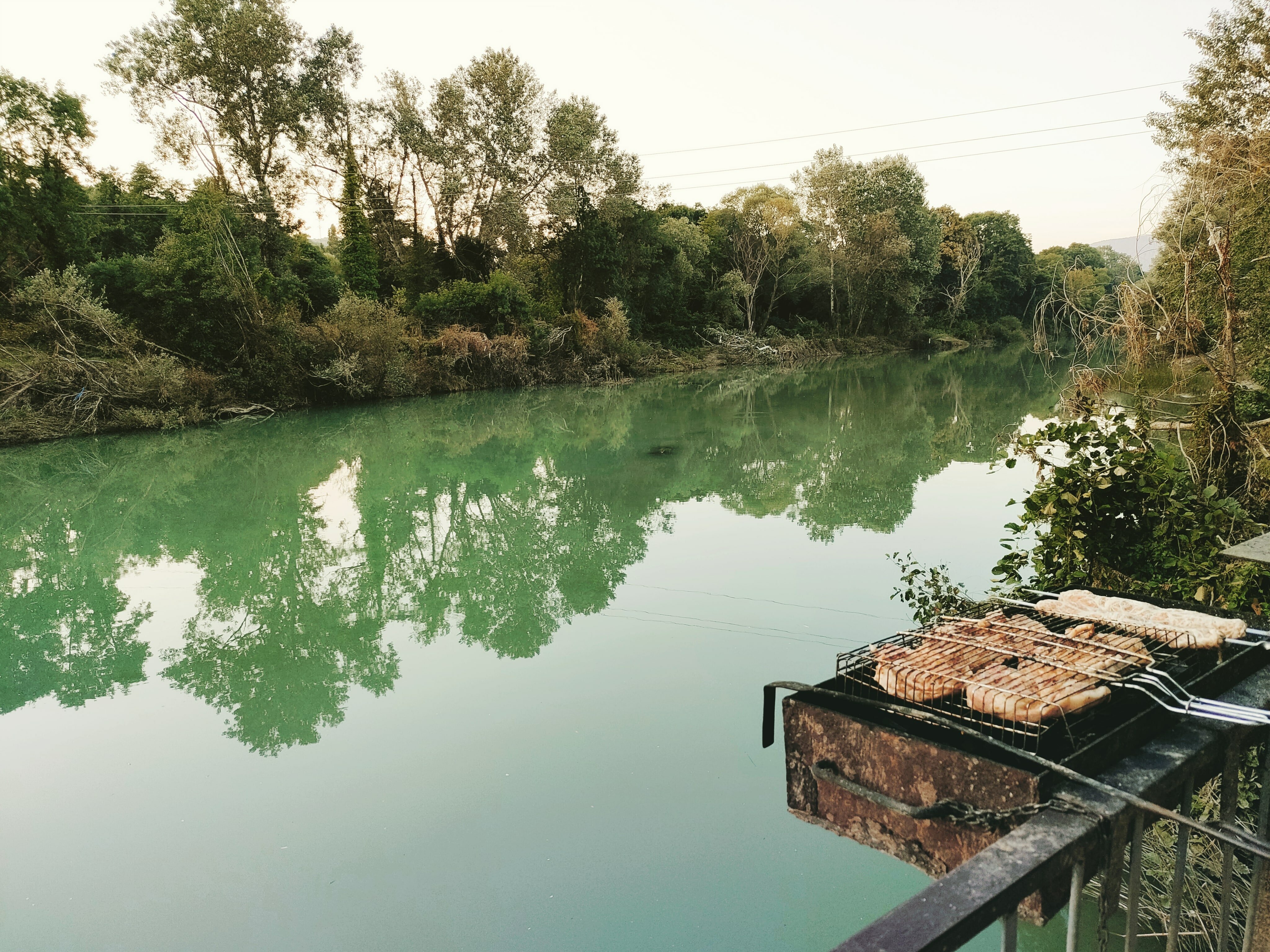 Фото Замок у реки