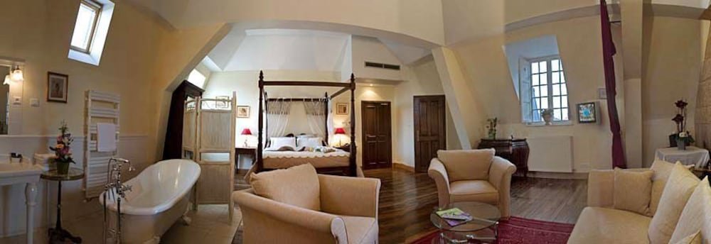 Фото Hôtel des Prélats