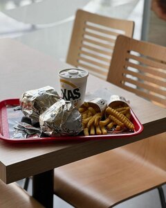 Texas Chicken (Matajer Al Quoz, Al Quoz, Wasit, Sharjah), fast food