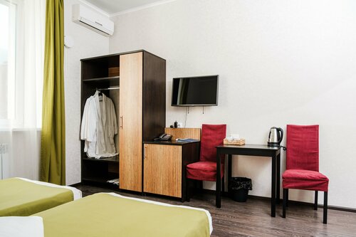 Внешний вид отеля Делюкс на Р.Фахретдина в Альметьевске, фото 3