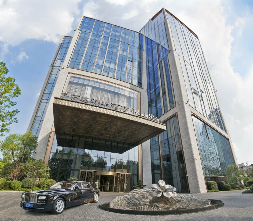 Hotel Wanda Reign on the Bund, Shanghai, photo