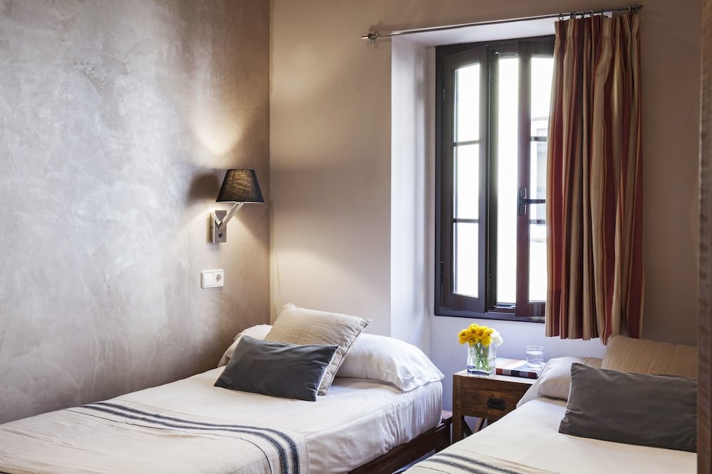 Фото AinB Las Ramblas Guardia 2 bedrooms