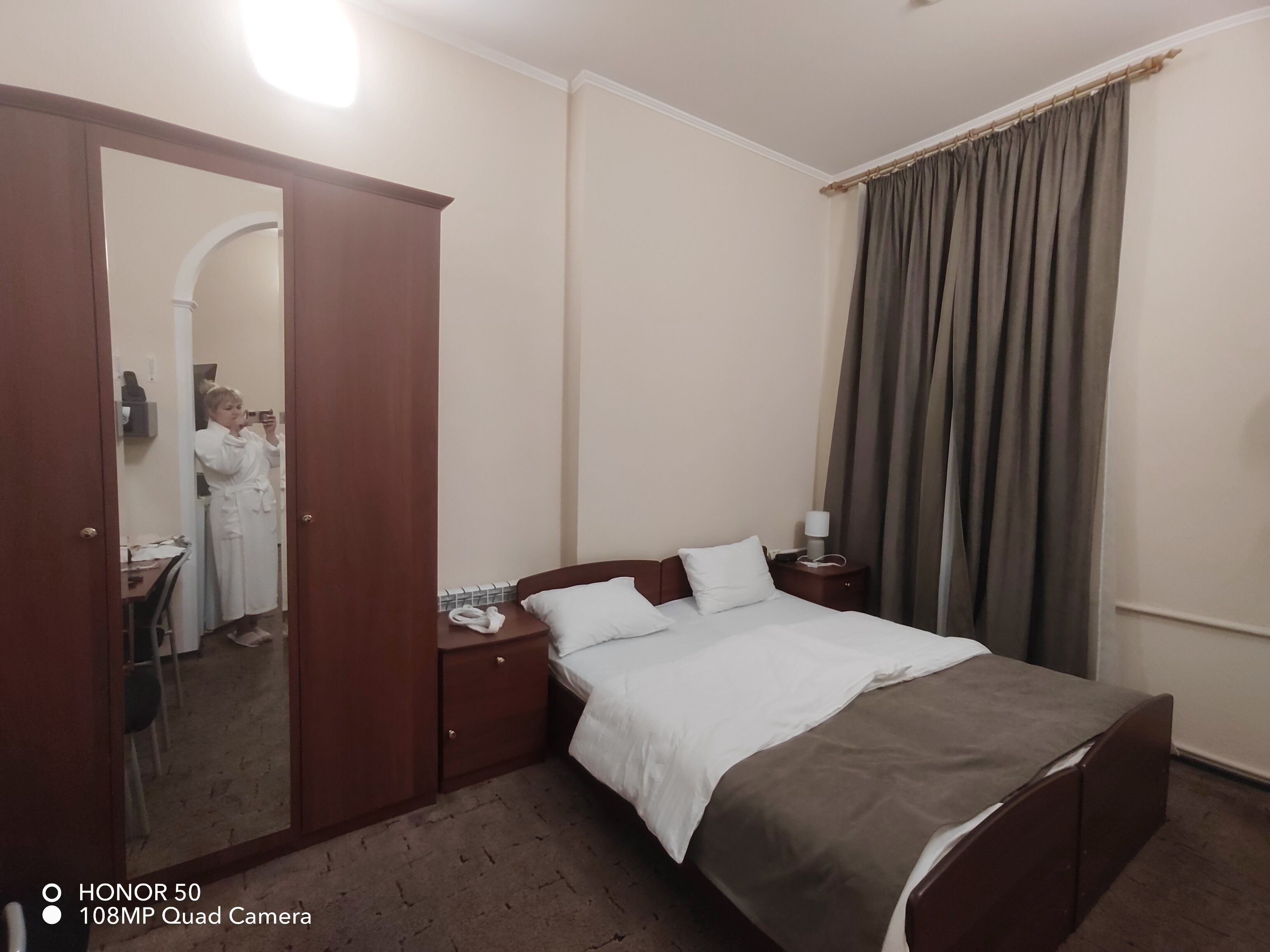 Фото Глория