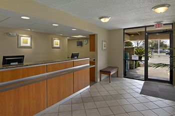 Фото Red Roof Inn Jacksonville - Orange Park