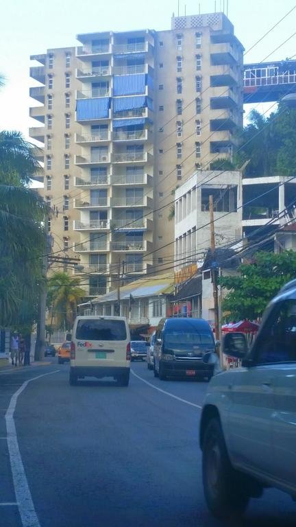 Фото Montego Bay Club Resort