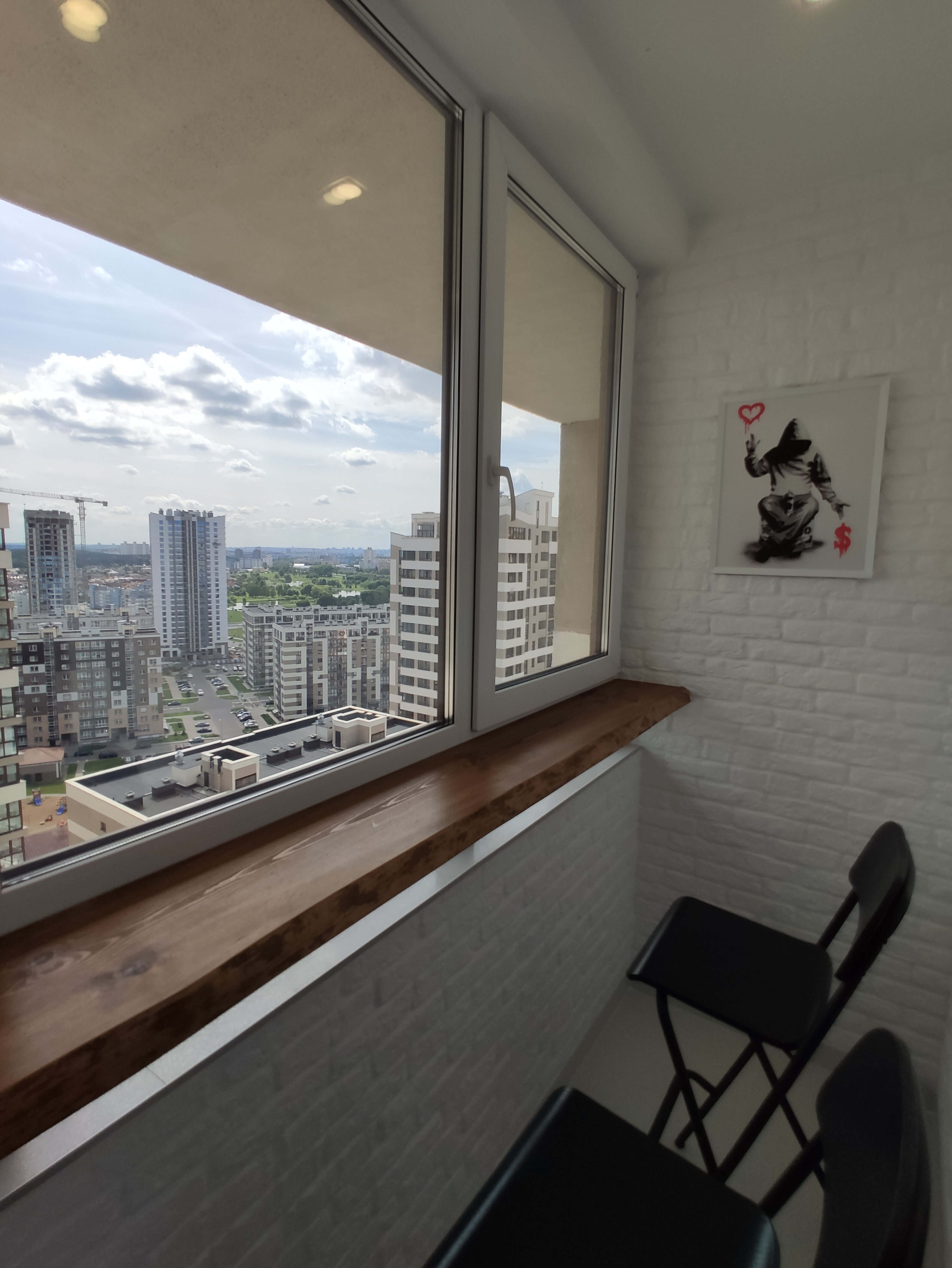 Фото Banksy House