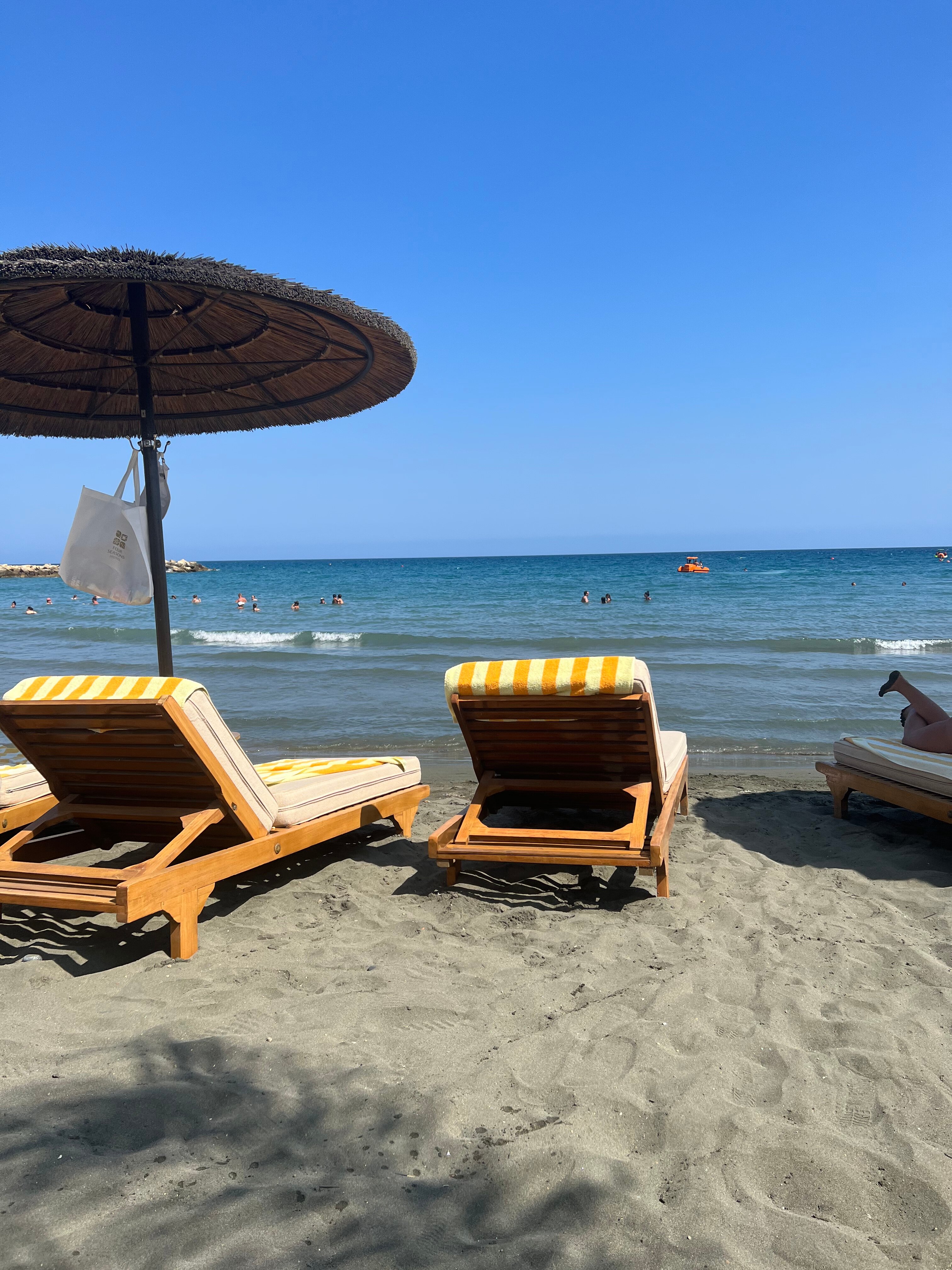 Фото Four Seasons Hotel