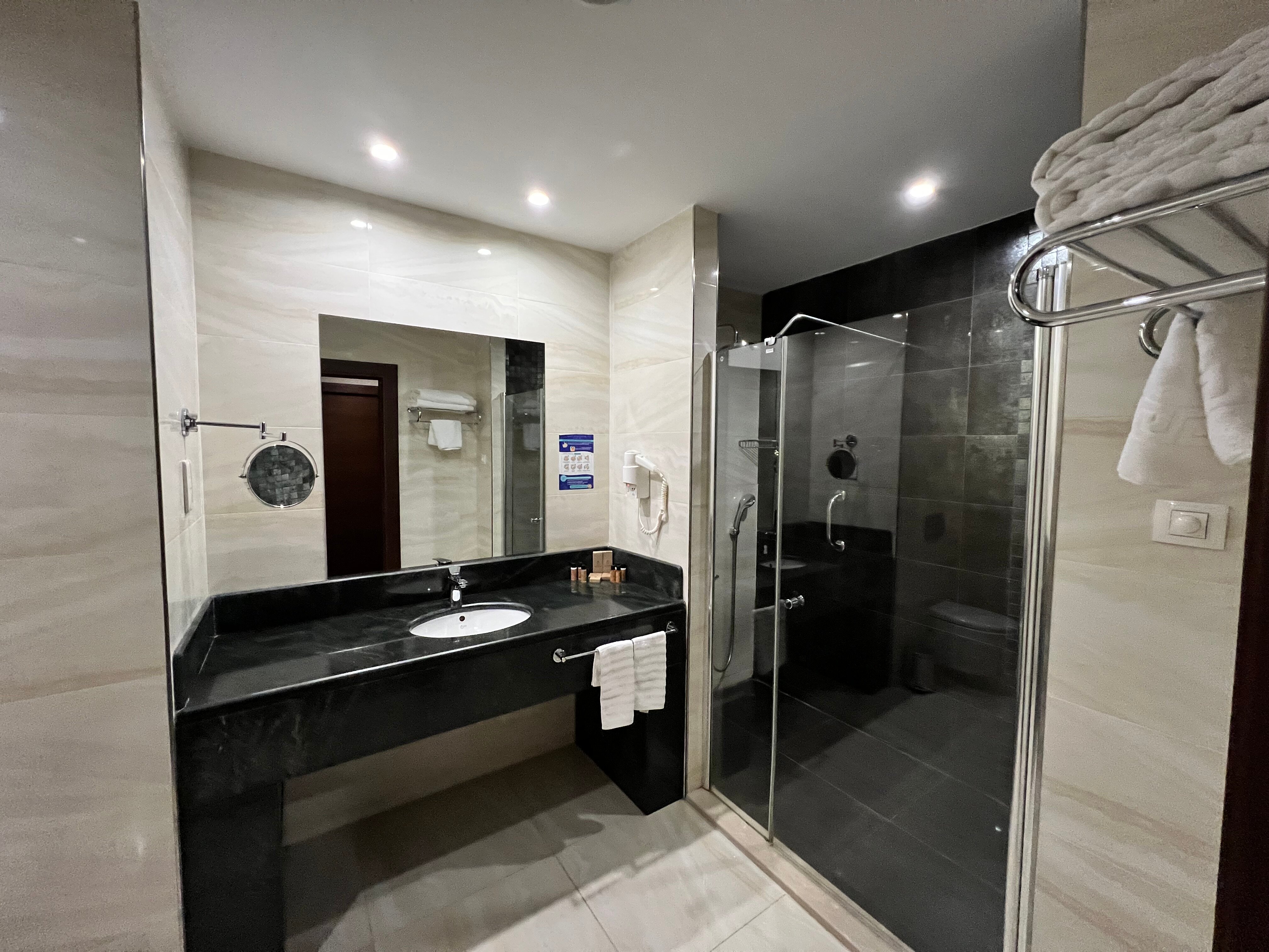 Фото Jrw Welmond Hotel & Casino