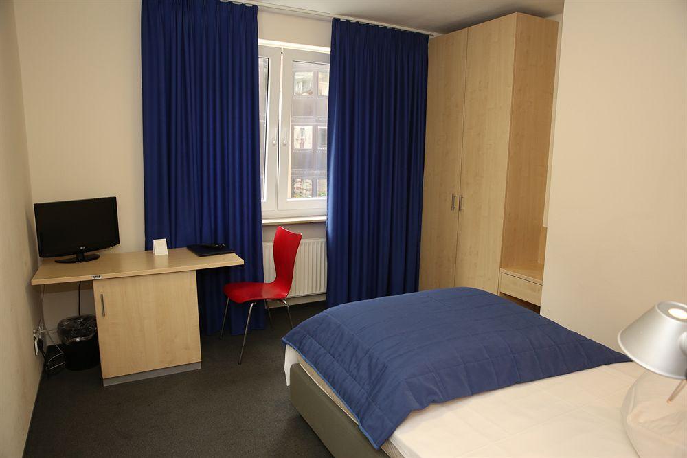 Фото Hotel Munchner Hof