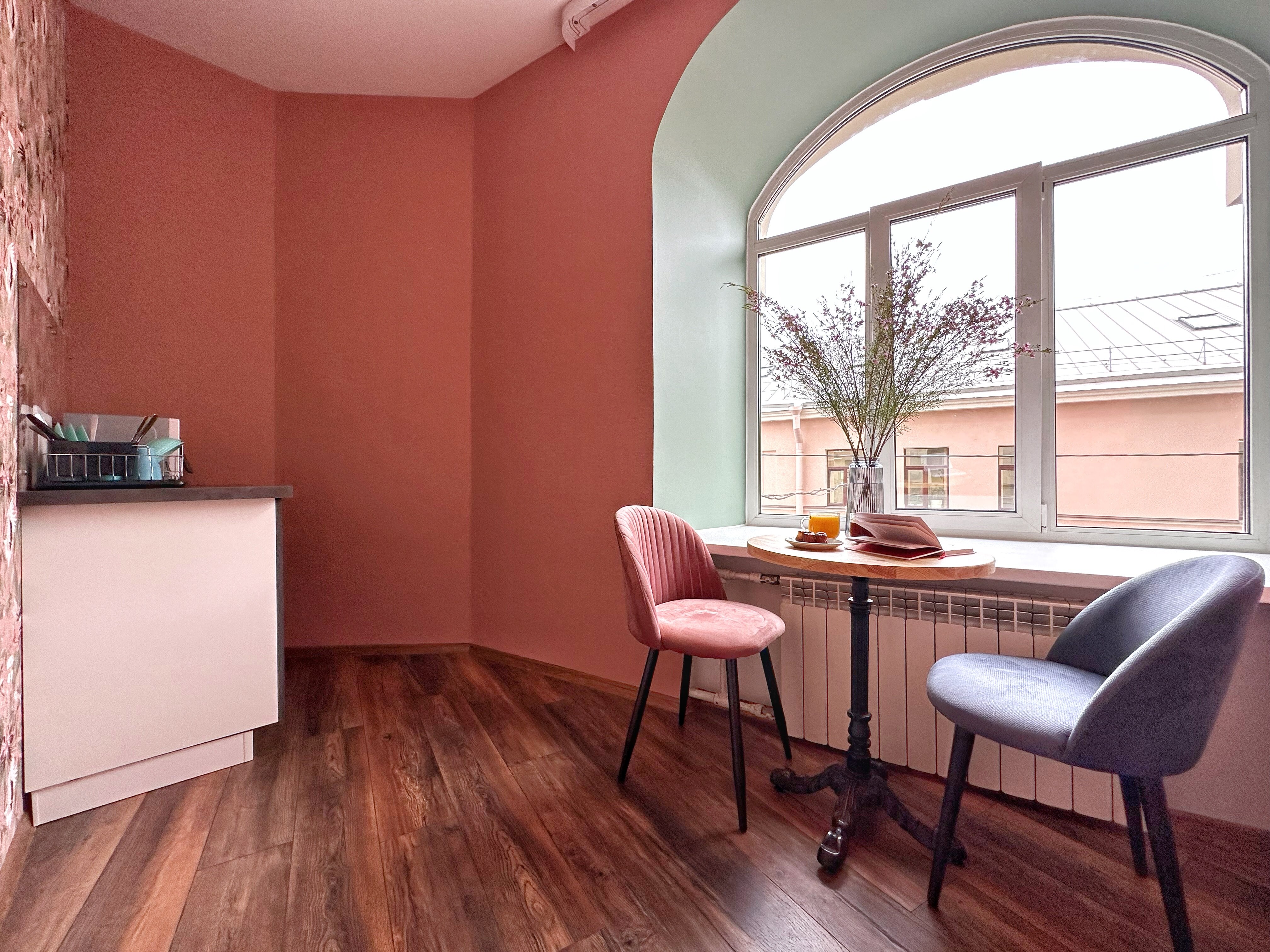 Фото Laika на Грибоедова