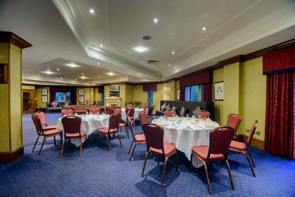 Фото Muthu Newton Hotel