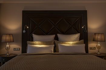 Фото Villa Plaza Boutique Hotel & SPA