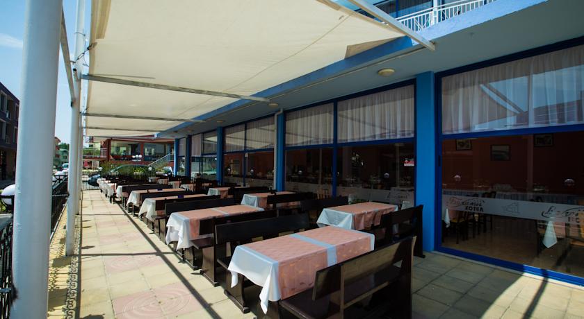 Фото Bohemi Hotel