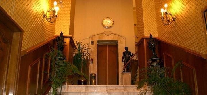 Фото Grand Hotel London