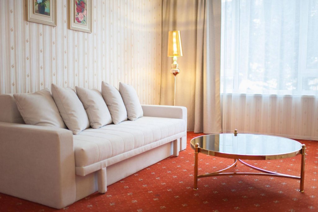 Фото Hotel Carpathia