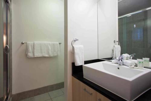 Фото Auckland Airport Kiwi Hotel