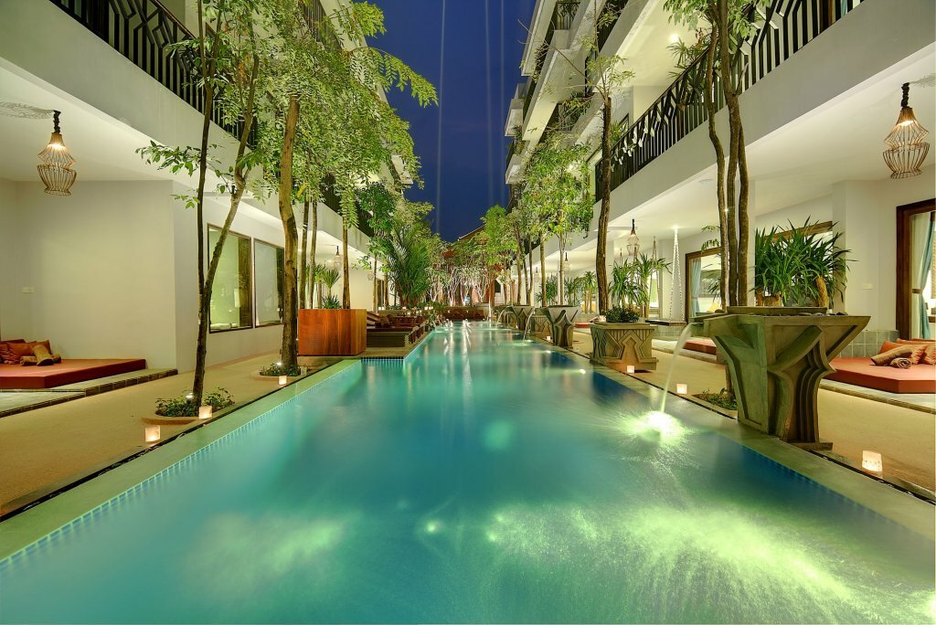 Фото отеля 2