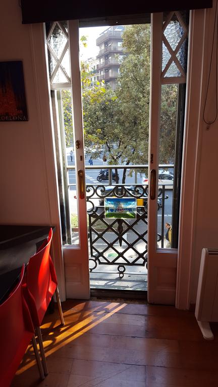 Фото Diagonal House