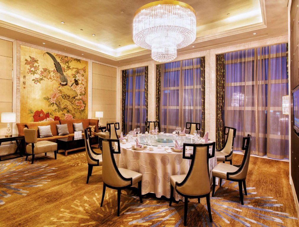 Фото Hilton Dalian