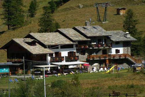 Фото Albergo Boule de Neige