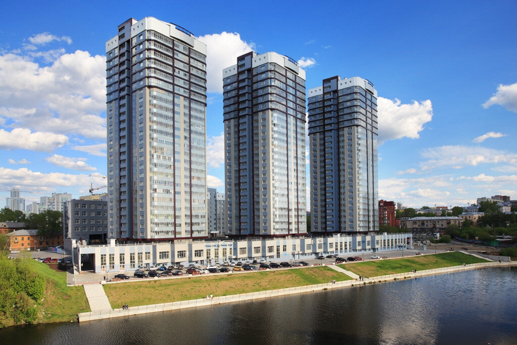 Фото Степаненков на Юмашева 1