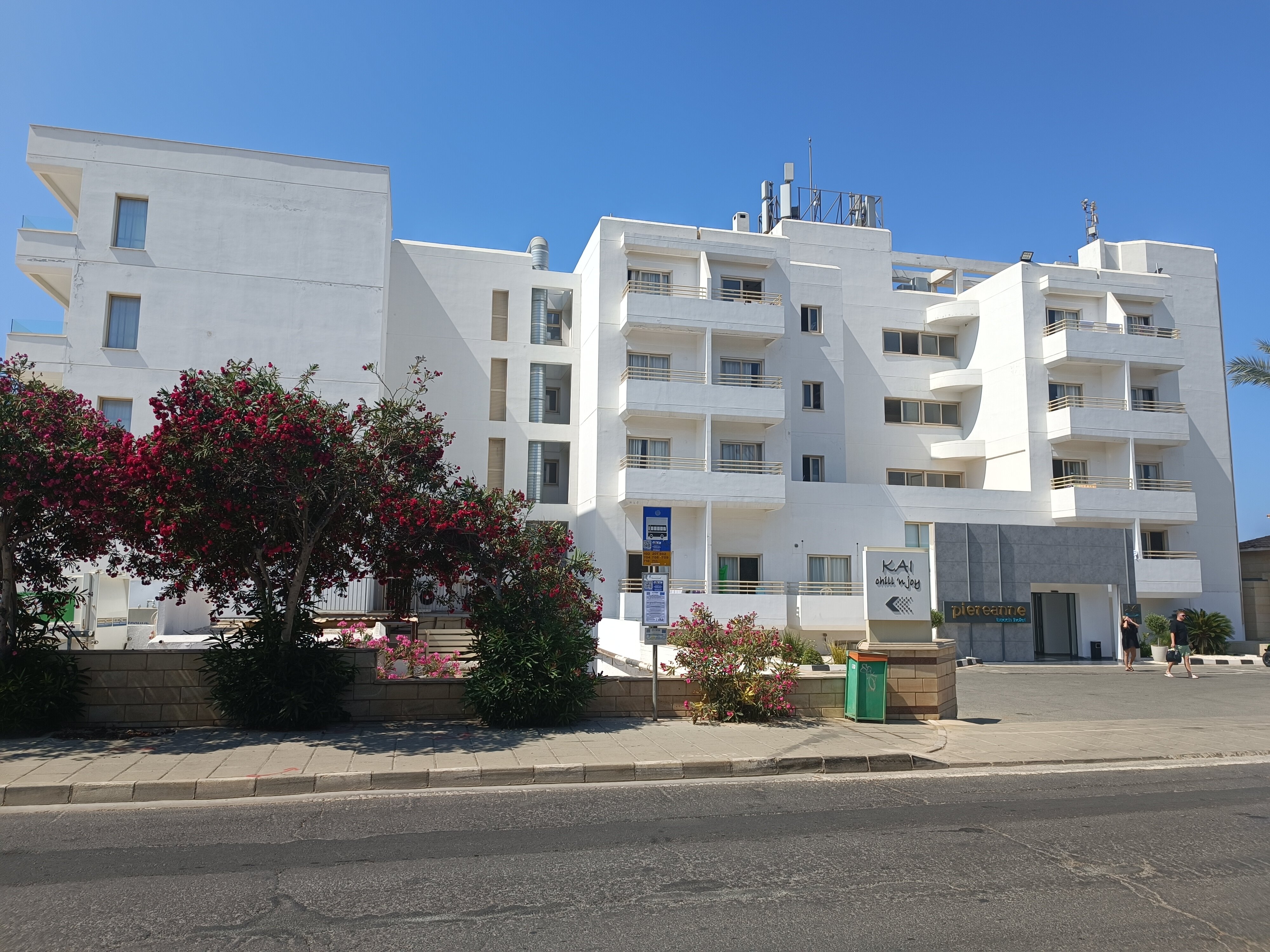 Фото Pierre Anne Beach Hotel