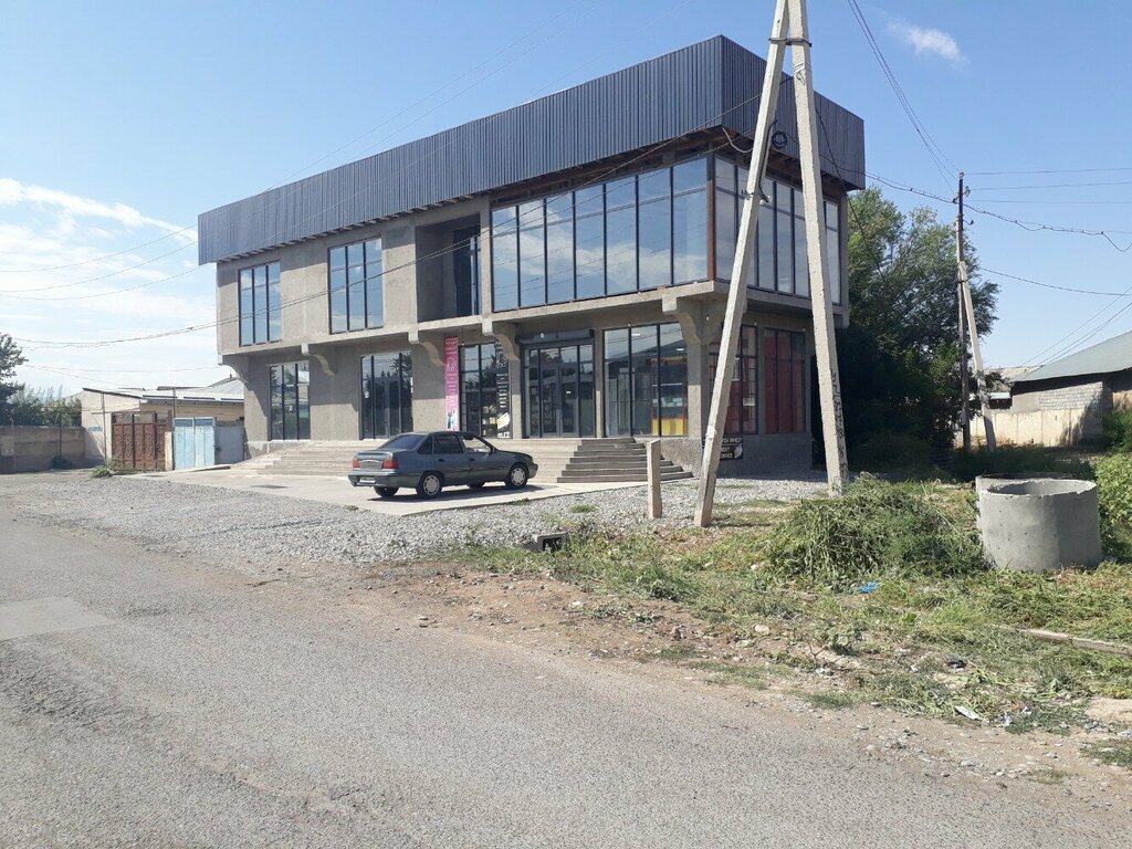 Shopping mall Trading House, Chimkent, photo