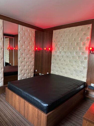 Үлкен Дик толығымен в жопу