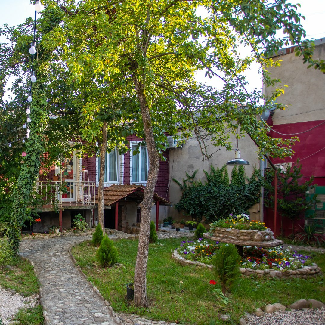 Фото Book Hotel • წიგნების სასტუმრო