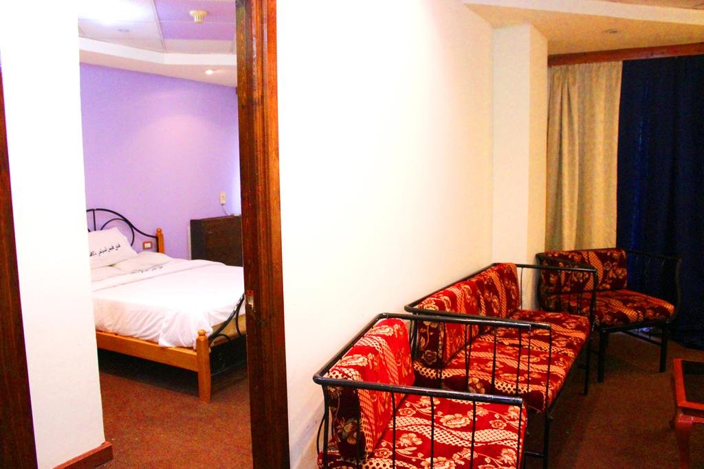Фото Отель Gaddis Hotel