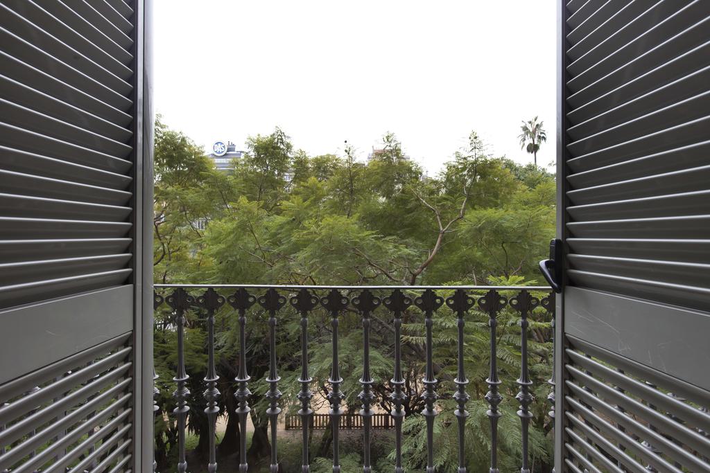 Фото Grandom Suites Barcelona